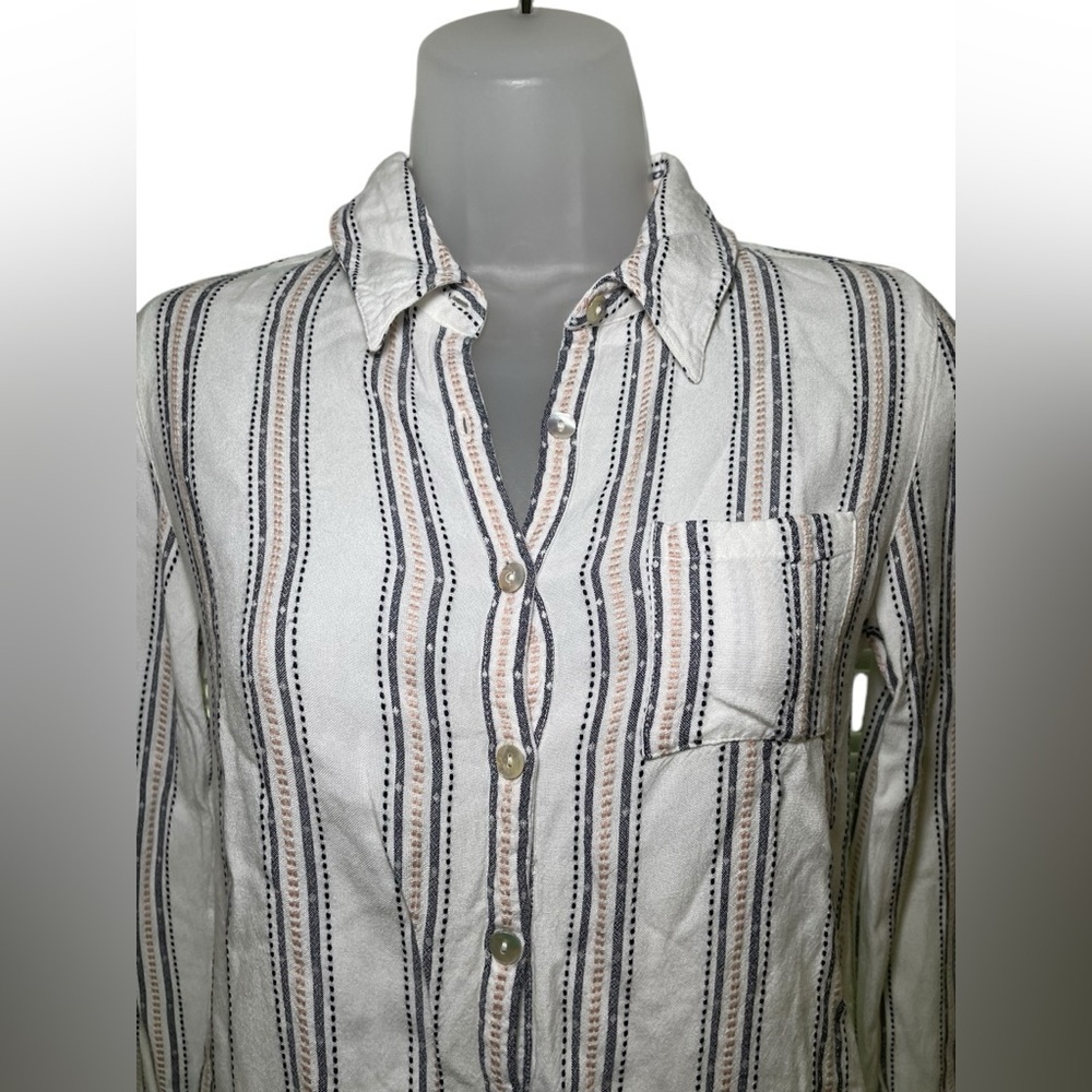Chaser Button Up Striped Shirt Size XS - Picture 4 of 7